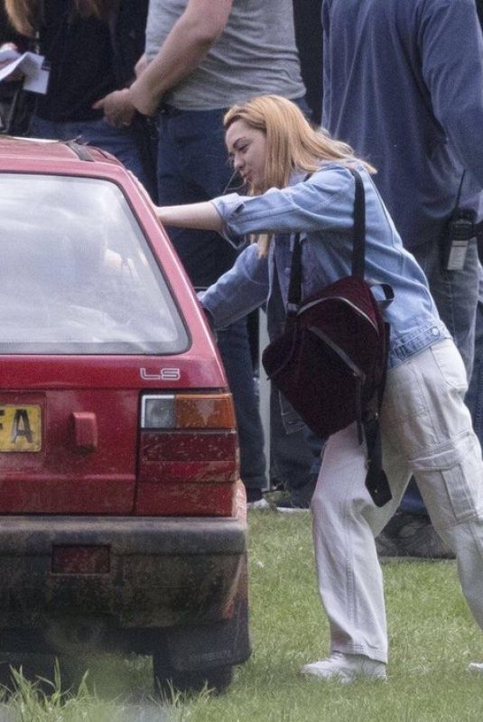 MAISIE WILLIAMS on the Set of The Owners in UK 05/10/2019