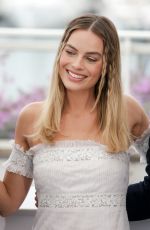 MARGOT ROBBIE at Once Upon a Time in Hollywood Photocall in Cannes 05/22/2019