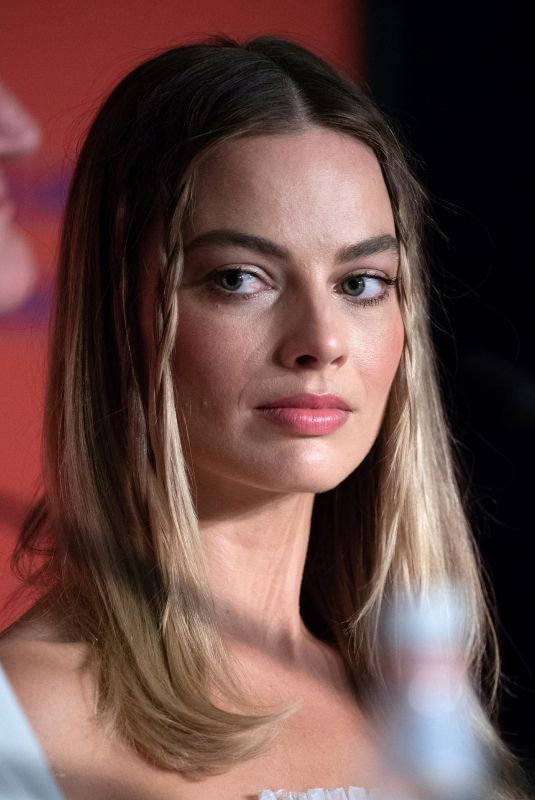 MARGOT ROBBIE at Once Upon a Time in Hollywood Press Conference in Cannes 05/22/2019