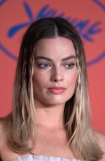 MARGOT ROBBIE at Once Upon a Time in Hollywood Press Conference in Cannes 05/22/2019