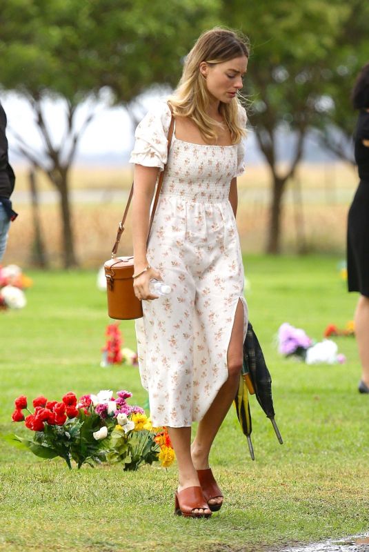 MARGOT ROBBIE Out in Dalby 05/05/2019