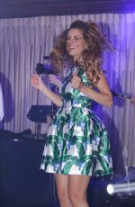 MARIA MENOUNOS at a Friend