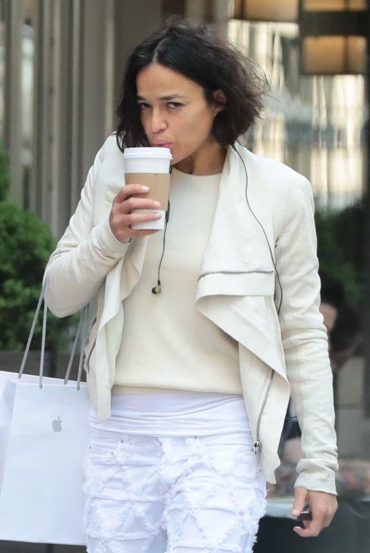 MICHELLE RODRIGUEZ Shopping at Apple Store in New York 05/15/2019