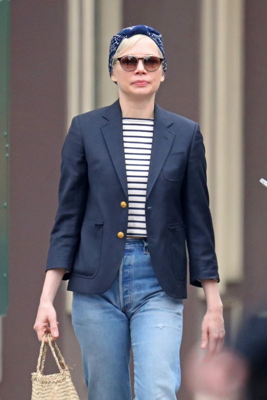 MICHELLE WILLIAMS Out in New York 05/06/2019