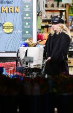 MILEY CYRUS at Whole Foods in Sherman Oaks 05/13/2019