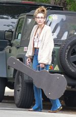 PARIS JACKSON Arrives at Her Apartment in Los Angeles 05/02/2019