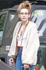 PARIS JACKSON Arrives at Her Apartment in Los Angeles 05/02/2019