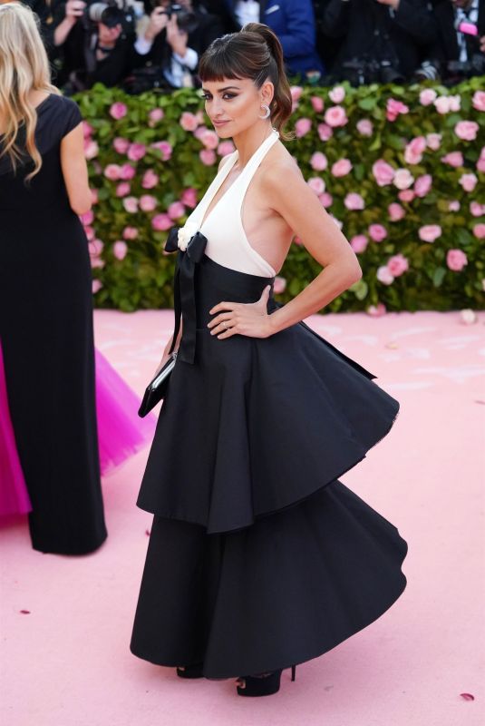 PENELOPE CRUZ at 2019 Met Gala in New York 05/06/2019