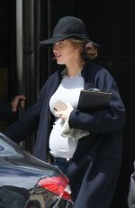 Pregnant BLAKE LIVELY Out and About in Boston 05/26/2019