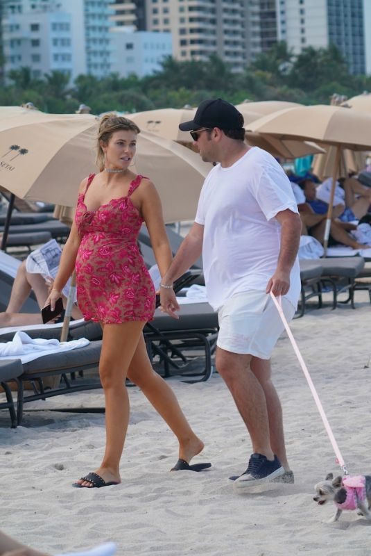 Pregnant SAMANTHA HOOPES and Salvatore Palella Out with Their D at a Beach in Miami 05/12/2019