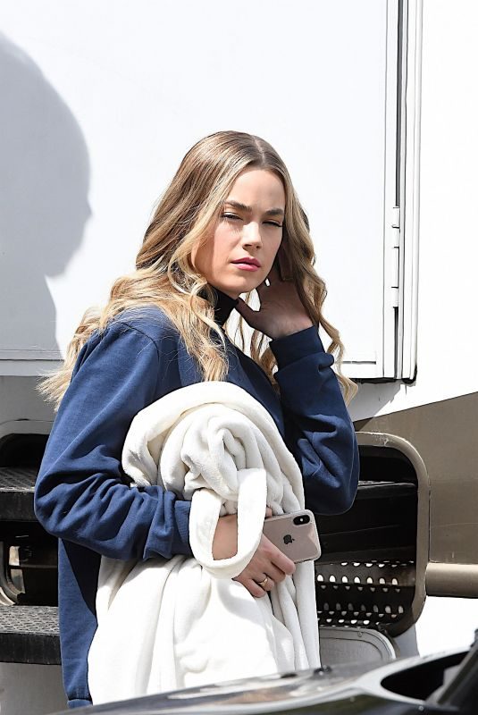 REBECCA RITTENHOUSR on the Set of Four Weddings and a Huneral Series in London 04/29/2019