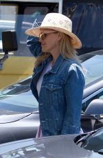 REESE WITHERSPOON Arrives at Her Office in Brentwood 05/21/2019
