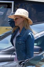 REESE WITHERSPOON Arrives at Her Office in Brentwood 05/21/2019