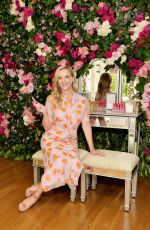 REESE WITHERSPOON Hosts Elizabeth Arden Garden Party in Beverly Hills 05/15/2019