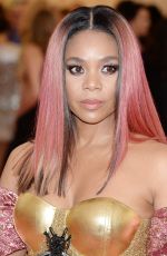 REGINA HALL at 2019 Met Gala in New York 05/06/2019