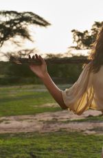 ROBIN HOLZKEN in Sports Illustrated Swimsuit 2019 Issue