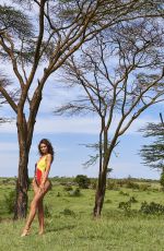 ROBIN HOLZKEN in Sports Illustrated Swimsuit 2019 Issue