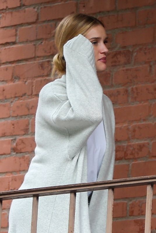 ROSIE HUNTIGTON-WHITELEY at a Skin Care Clinic in Los Angeles 05/08/2019