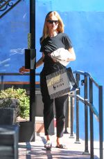 ROSIE HUNTINGTON-WHITELEY Shopping at Couture Kids in West Hollywood 05/24/2019