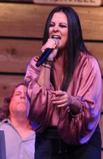 SARA EVANS Performs at City Winery in Nashville 05/18/2019