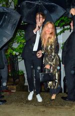SIENNA MILLER Leaves Anna Wintour