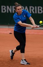 SIMONA HALEP Practises at Roland Garros French Open Tournament in Paris 05/21/2019