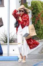 SOFIA RICHIE Shopping at Malibu Country Mart 05/22/2019