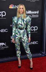SOPHIE TURNER at 2019 Billboard Music Awards in Las Vegas 05/01/2019