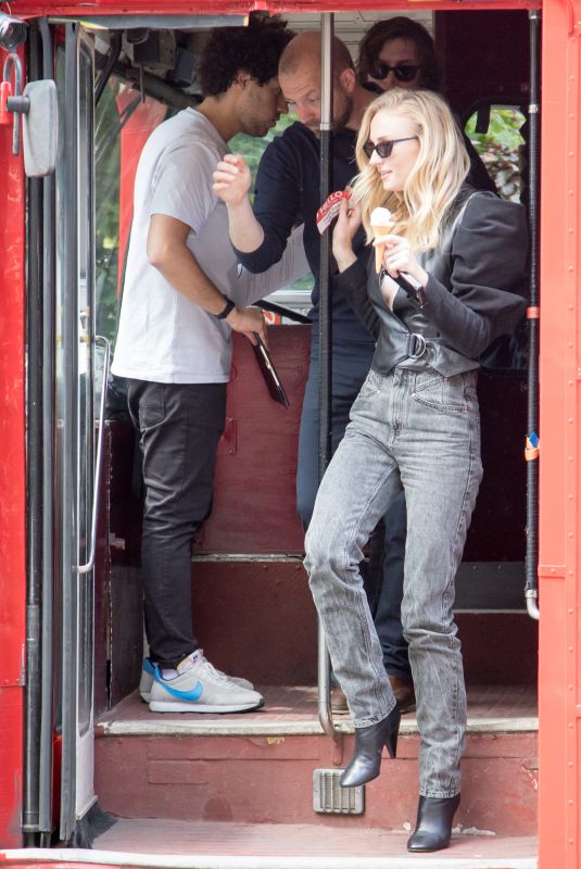 SOPHIE TURNER, JESSICA CHASTAIN and ALEXANDRA SHIPP Board a Red Bus in London 05/24/2019