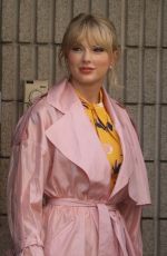 TAYLOR SWIFT Leaves NRJ Radio in Paris 05/25/2019