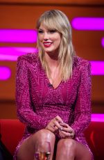 TAYLOR SWIFT, SOPHIE TURNER and JESSICA CHASTAIN at Graham Norton Show in London 05/23/2019