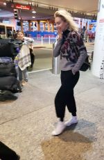 VANESSA KIRBY at Los Angeles International Airport 05/06/2019