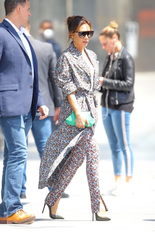 VICTORIA BECKHAM Out in New York 05/08/2019
