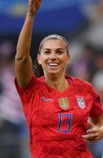 ALEX MORGAN at Fifa World Cup USA vs. Thailand in Reims 06/11/2019
