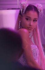 ARIANA GRANDE - 7 Rings Promos, 2019