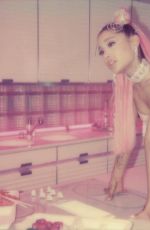 ARIANA GRANDE - 7 Rings Promos, 2019