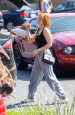 ARIEL WINTER Shopping at Maxwell Dog in Studio City 05/31/2019