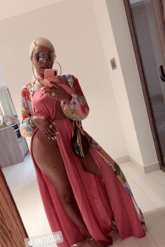 ASHANTI - Instagram Pictures 06/04/2019