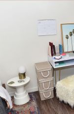 AVA PHILLIPPE - Amazon Off to College Decorate Her Dorm Room 06/20/2019