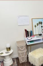 AVA PHILLIPPE - Amazon Off to College Decorate Her Dorm Room 06/20/2019