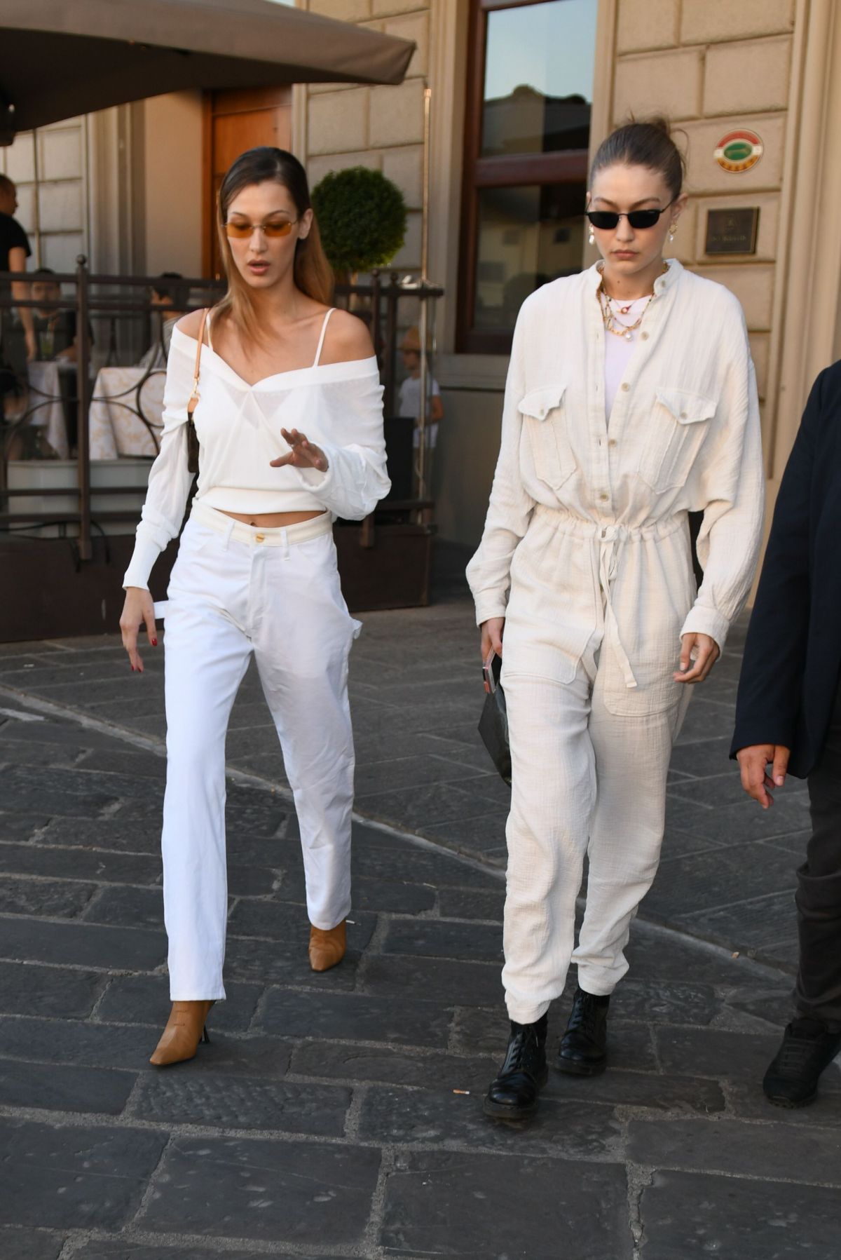 bella-and-gigi-hadid-out-for-diiner-in-florence-06-12-2019-2.jpg