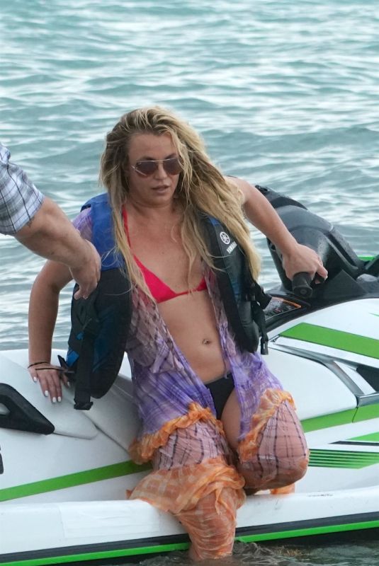 BRITNEY SPEARS Jet Skiing in Miami 06/09/2019