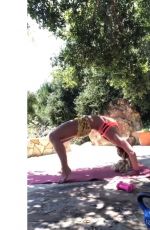 BRITNEY SPEARS - Workout 06/17/2019 Instagram Video and Pictures