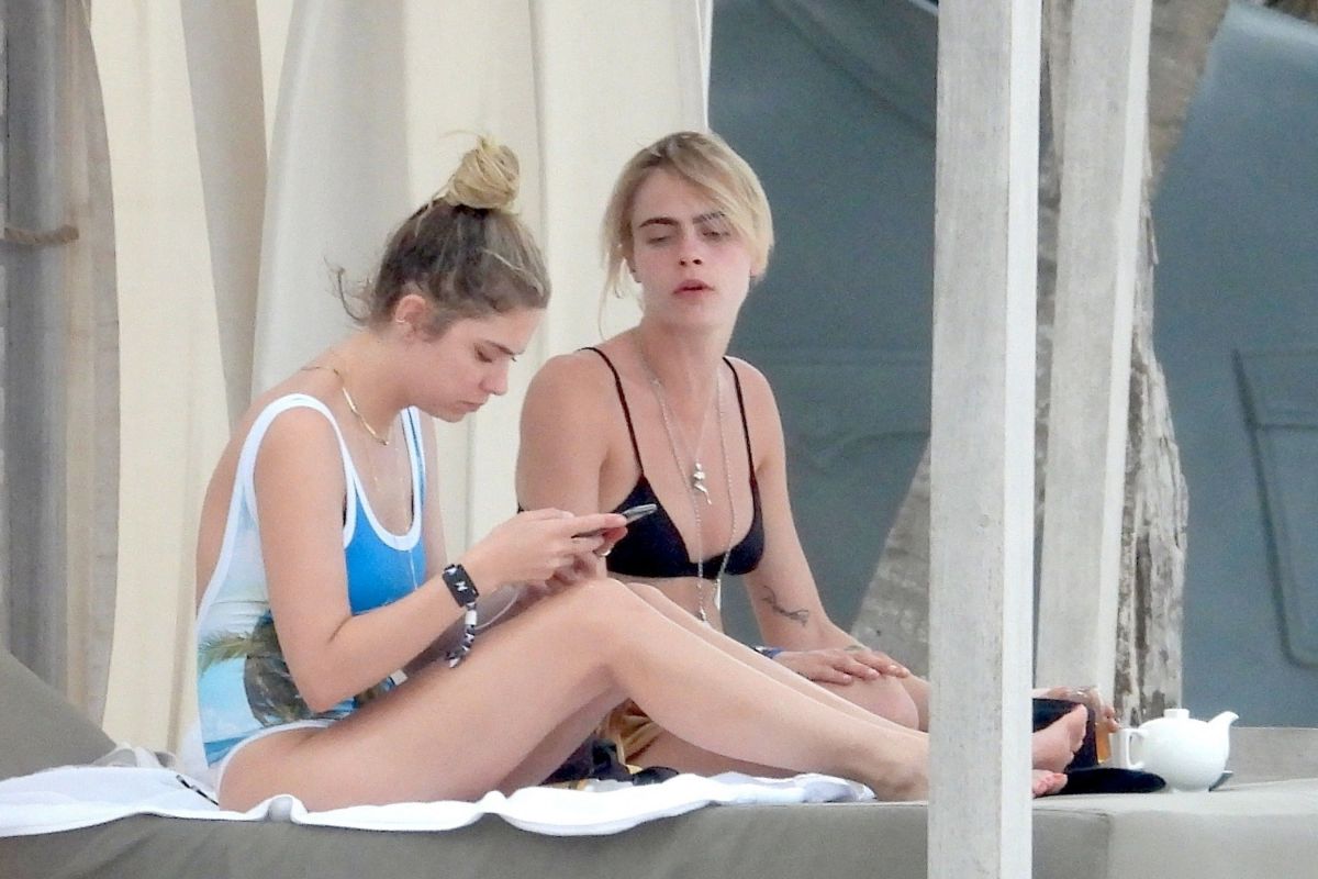 cara-delevingne-and-ashley-benson-on-vacationing-in-tulum-06-02-2019-10.jpg