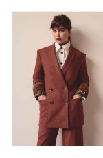CHARLOTTE BEST in Instyle Magazine, Australia July 2019