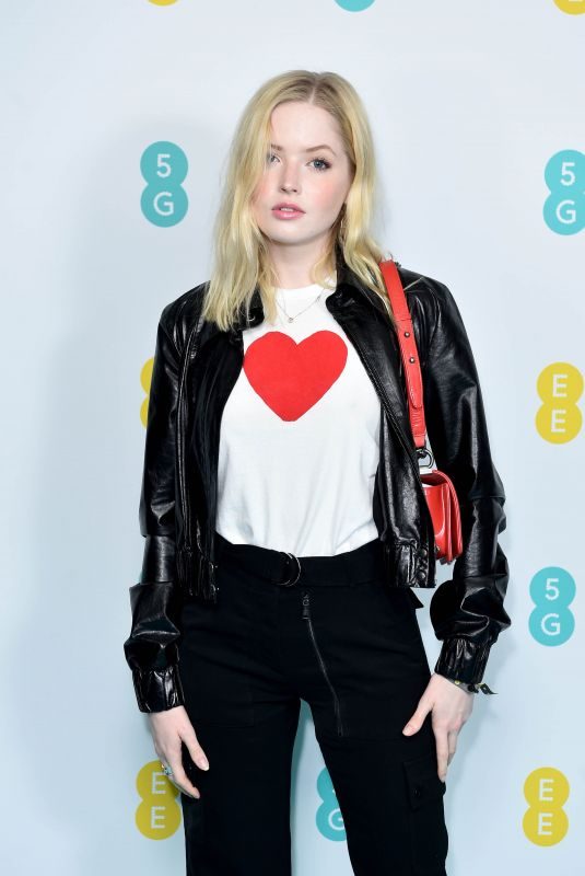 ELLIE BAMBER at 5g-powered Stormzy Gig in London 05/29/2019
