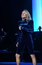 ELLIE GOULDING Performs at 2019 103.5 KTU Ktuphoria in Wantagh 06/16/2019