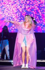 ELLIE GOULDING Performs at Wild 94.9