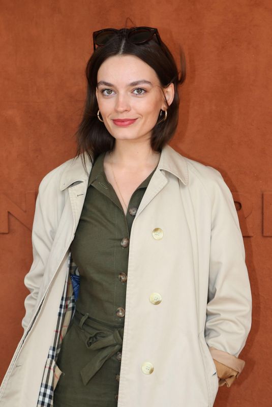 EMMA MACKEY at 2019 French Tennis Open at Roland Garros in Paris 06/08/2019