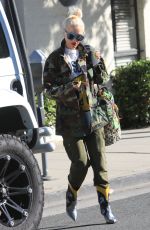 GWEN STEFANI Out and About in Beverly Hills 06/08/2019